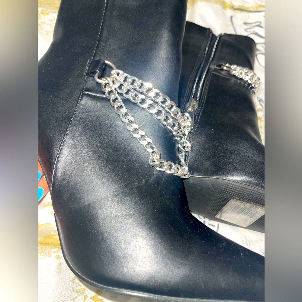 High heel ankle booties